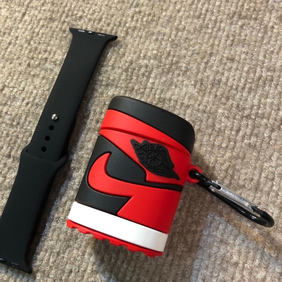 AirPod Case Bundle - Picture 3 of 5